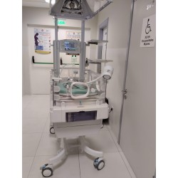 INCUBADORA NEONATAL